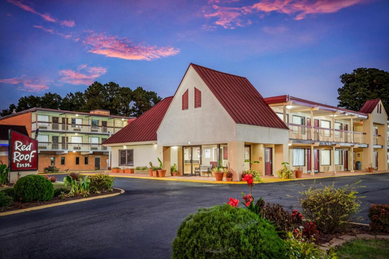 Red Roof Inn Williamsburg Bagian luar foto