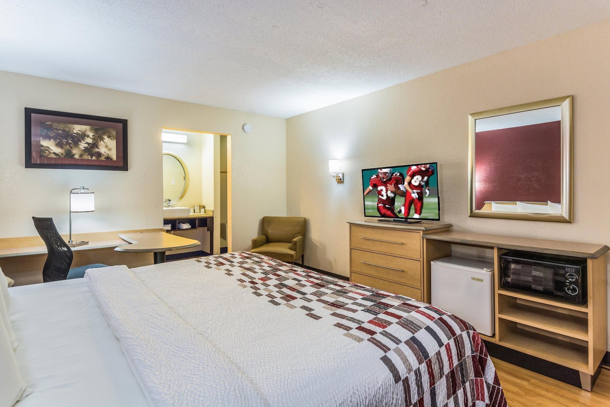 Red Roof Inn Williamsburg Bagian luar foto