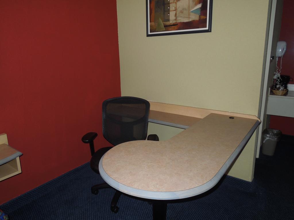Red Roof Inn Williamsburg Ruang foto